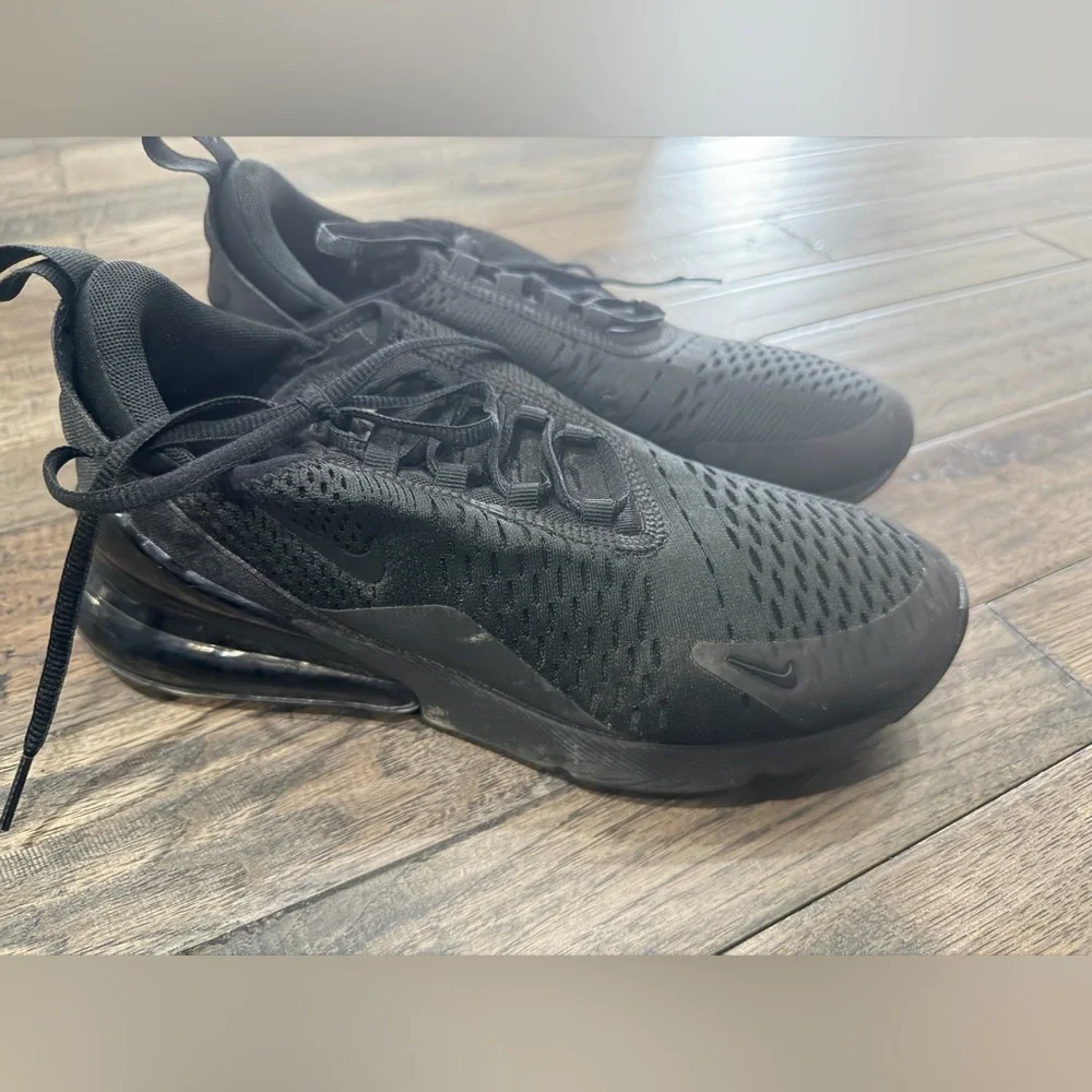 Nike Women’s Air Max 270 Athletic Shoes - Black
